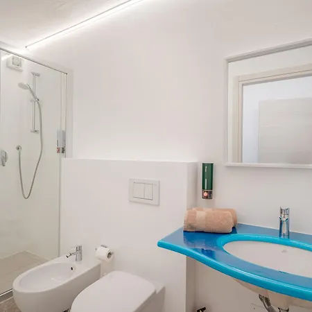 Domo De Centro, Centro Di 3* Olbia