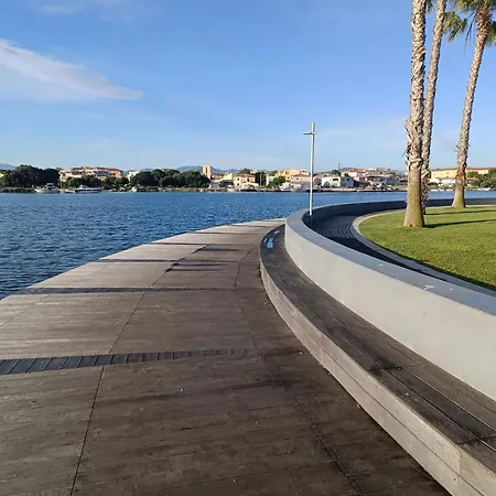 Domo De Centro, Centro Di