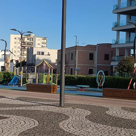 Domo De Centro, Centro Di 3*