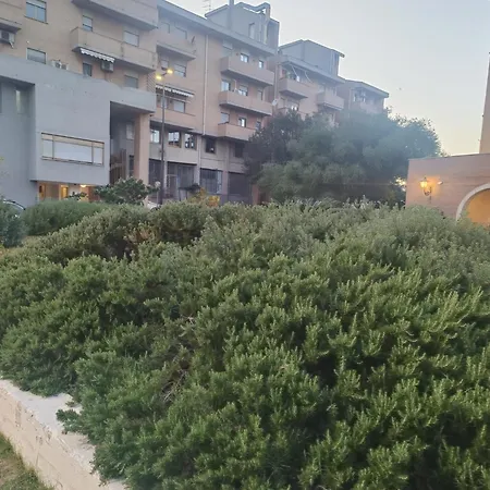 Domo De Centro, Centro Di