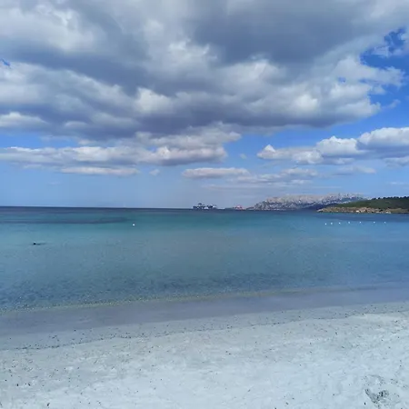 Domo De Centro, Centro Di 3* Olbia