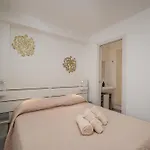 Domo De Centro, Centro Di 招待所