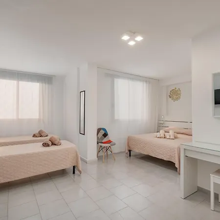 بيت ضيافة Domo De Centro, Centro Di 3*